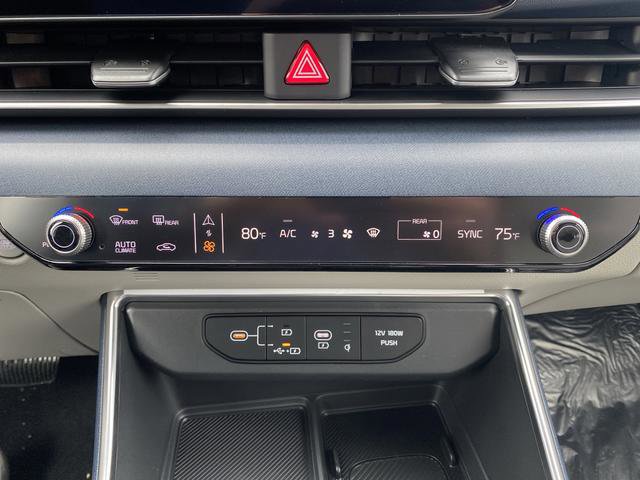 New 2026 Kia Carnival EX image 22