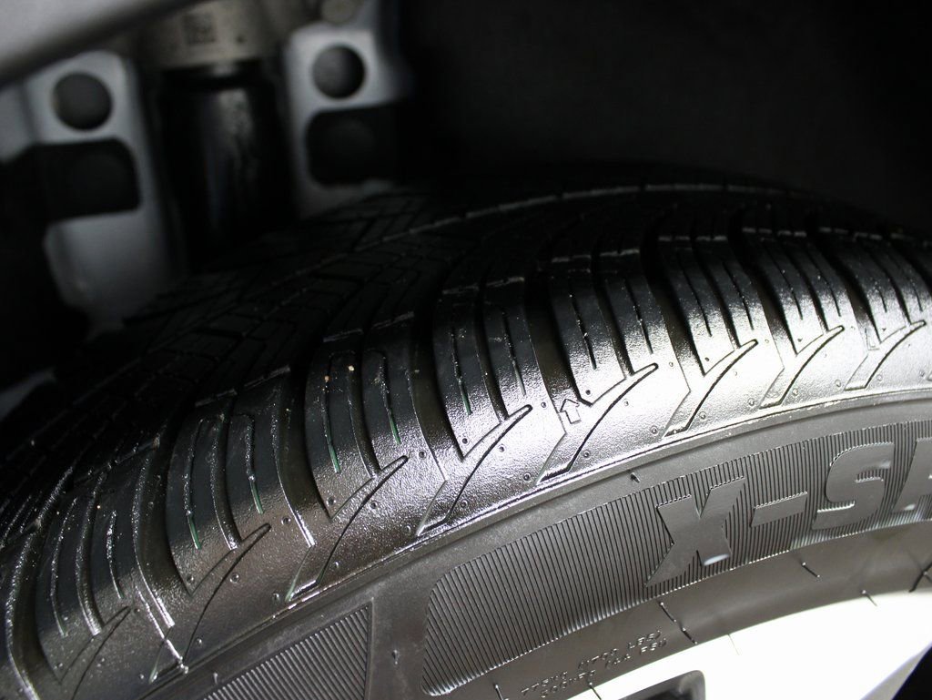 Used 2024 Ford Escape Platinum image 36