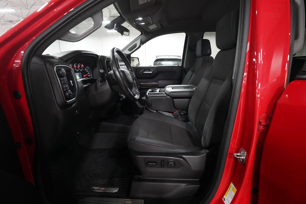 Used 2020 Chevrolet Silverado 1500 RST AWD/4WD image 7