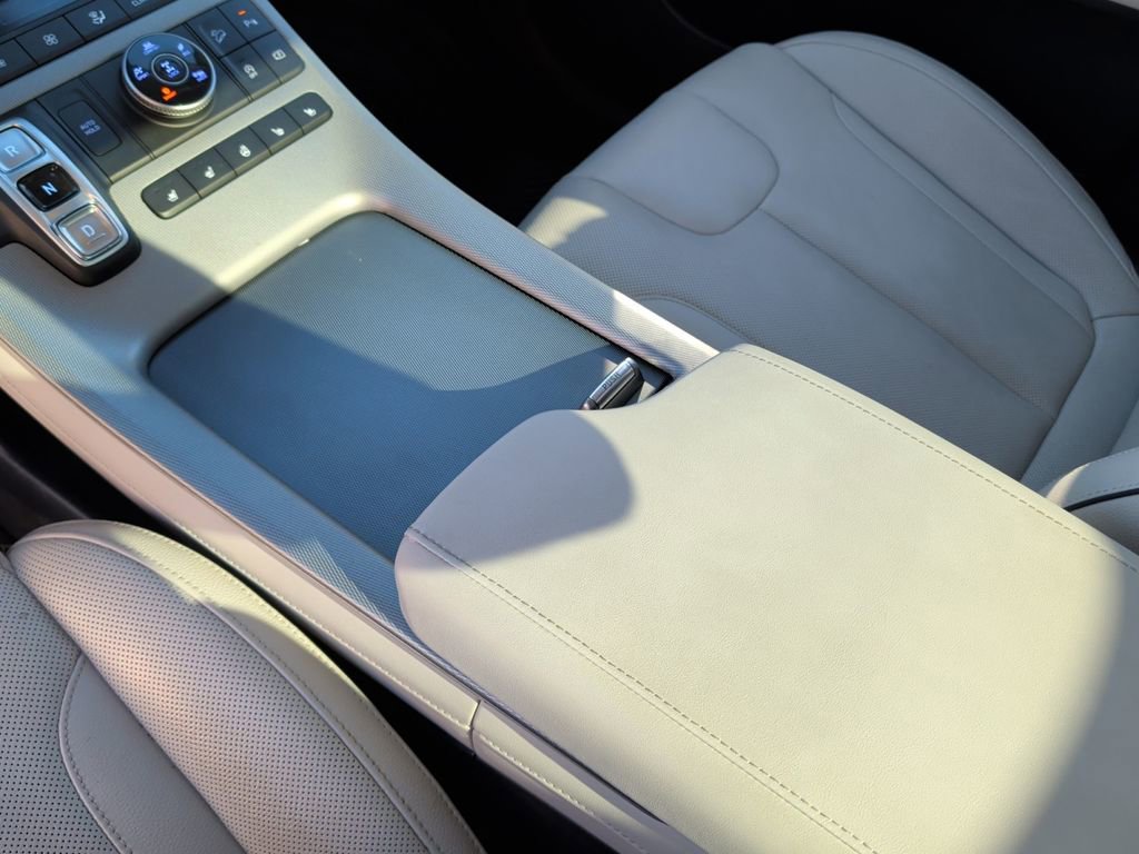 Used 2024 Hyundai Palisade Limited image 19