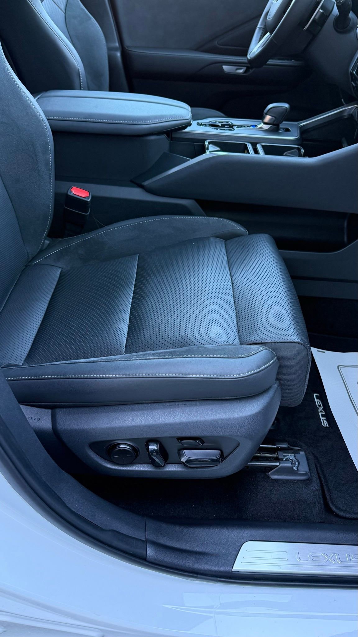 Used 2024 Lexus TX 350 AWD image 17