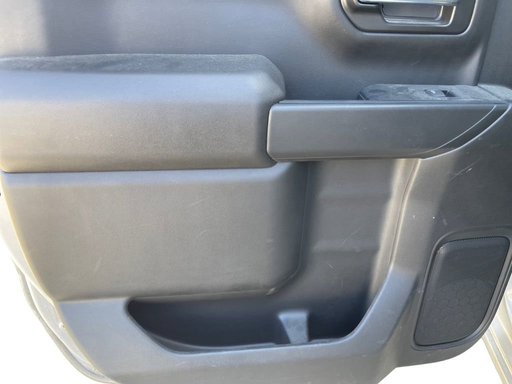 Used 2021 Chevrolet Silverado 1500 LT image 23