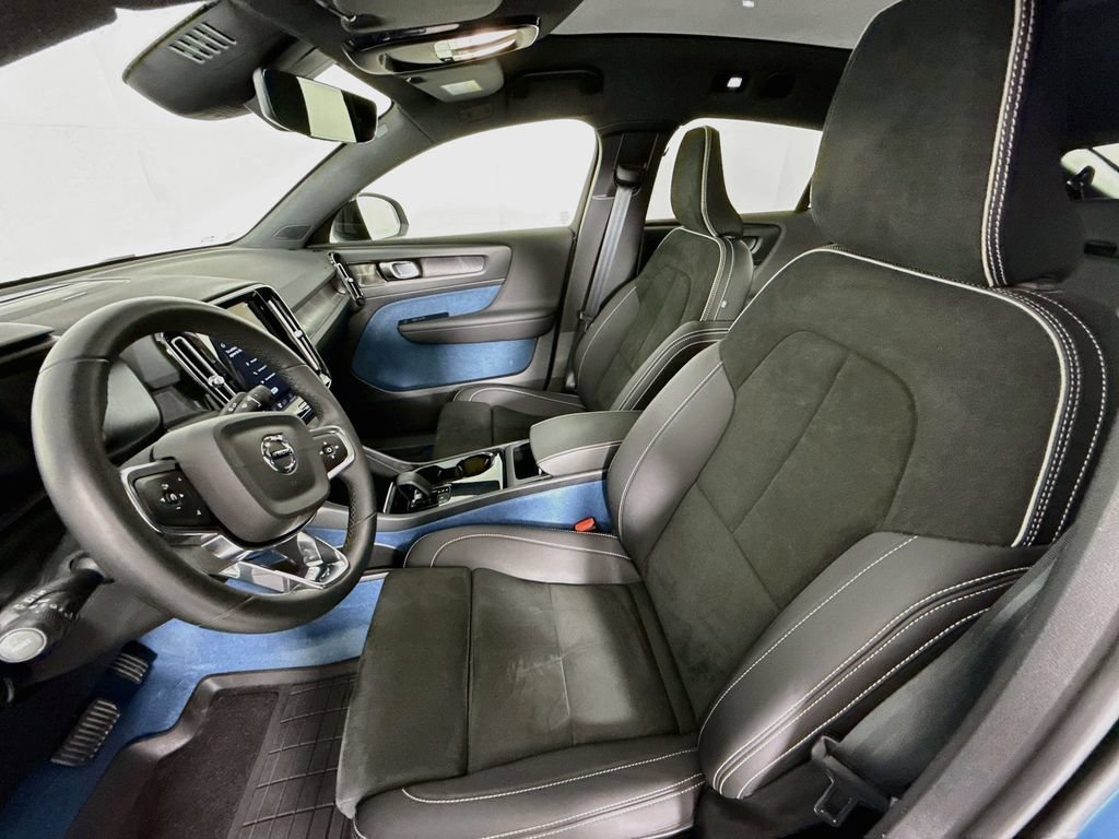 Used 2022 Volvo C40 P8 Recharge Ultimate AWD/4WD image 5