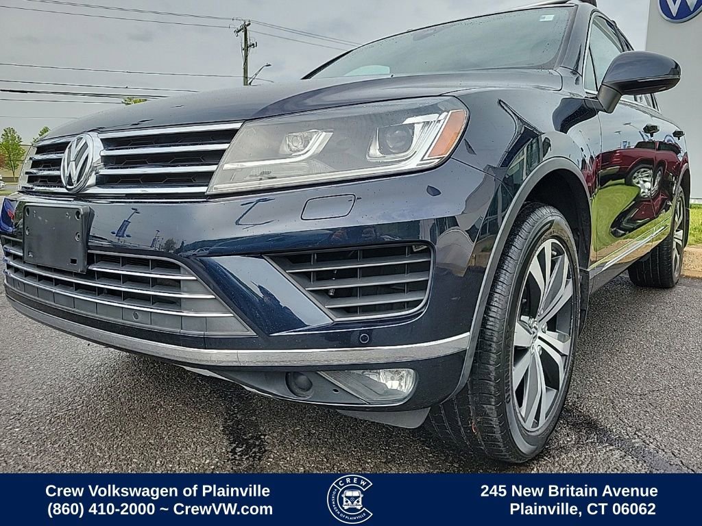 Used 2017 Volkswagen Touareg Wolfsburg Edition AWD/4WD image 24