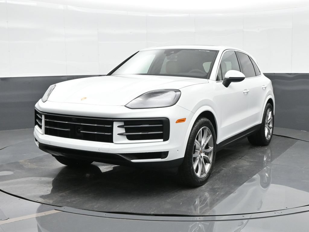 Certified 2026 Porsche Cayenne AWD/4WD image 12
