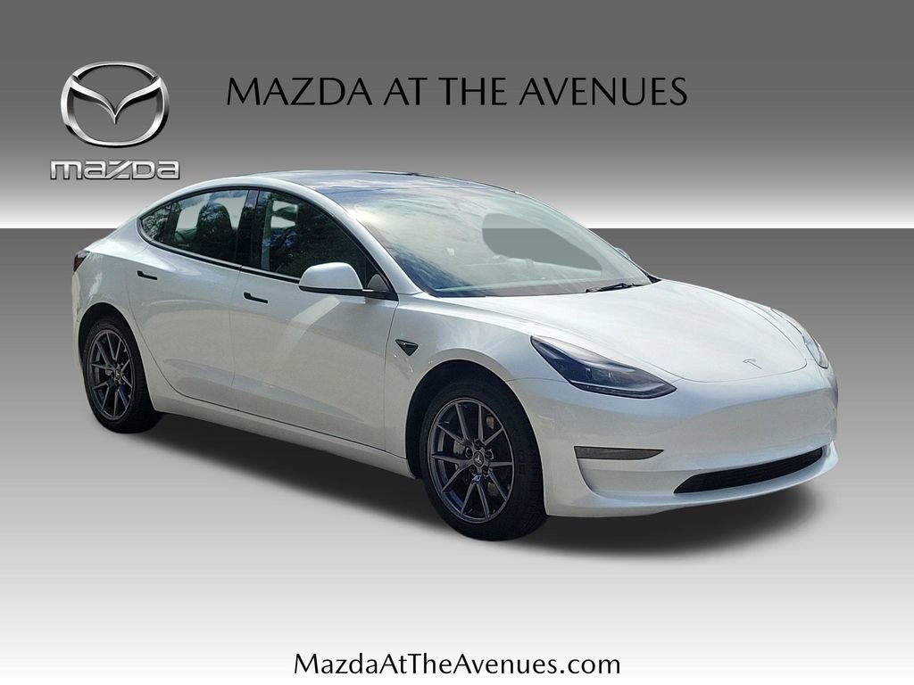 Used 2023 Tesla Model 3 Standard Range RWD image 3