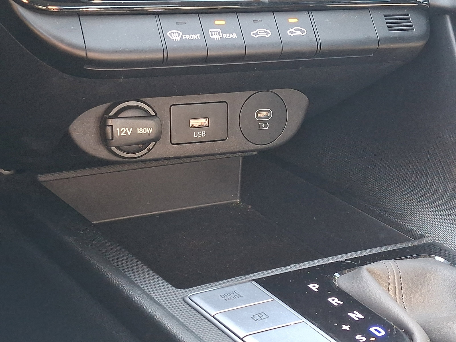 Used 2024 Hyundai Elantra SEL FWD image 15