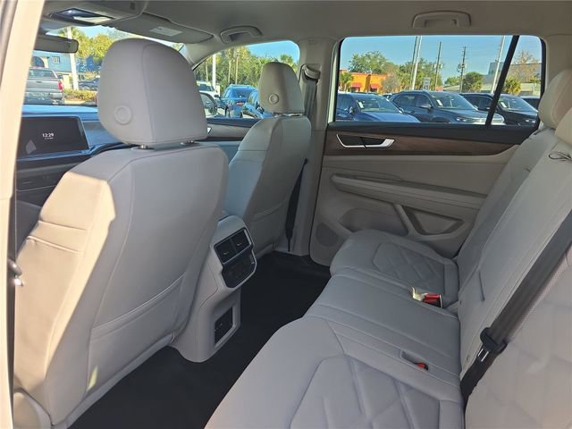 New 2026 Volkswagen Atlas SE image 11