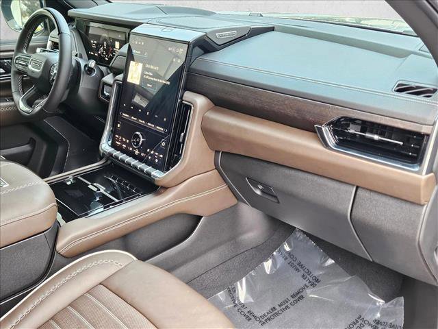 Used 2025 GMC Yukon Denali Ultimate image 27