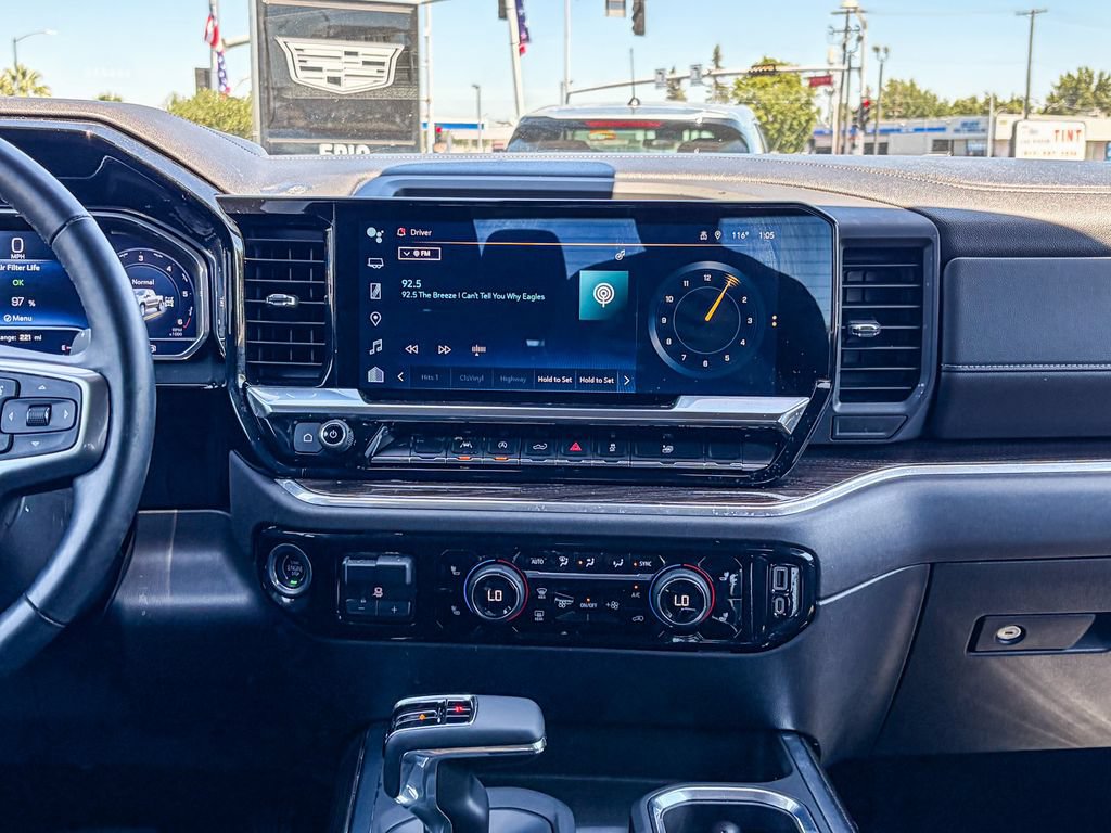 Used 2023 Chevrolet Silverado 1500 LT AWD/4WD image 17