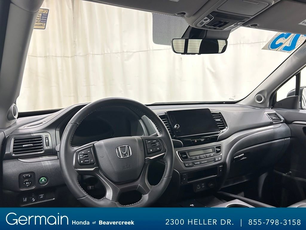 Used 2025 Honda Ridgeline RTL image 17