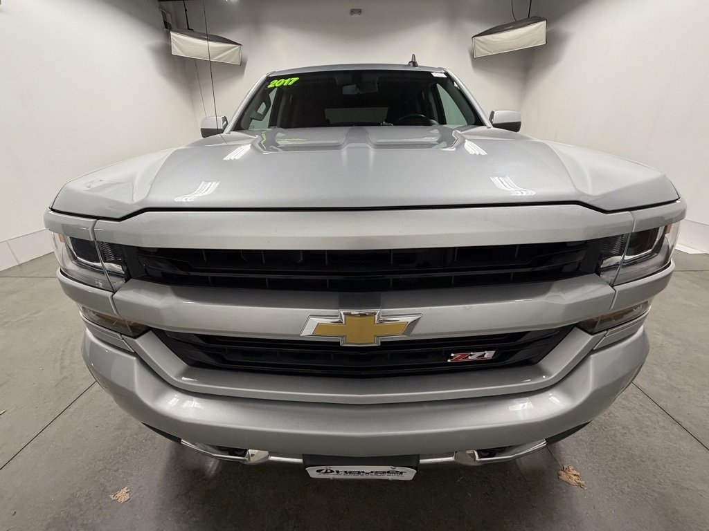 Used 2017 Chevrolet Silverado 1500 LT w/ All Star Edition image 8