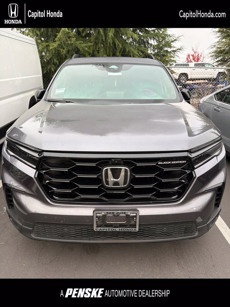 Used 2025 Honda Pilot Black Edition