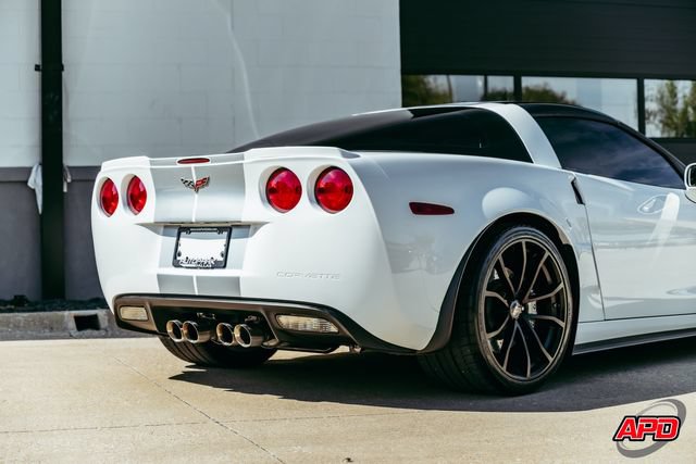 Used 2013 Chevrolet Corvette Z06 w/ 3LZ Preferred Equipment Group RWD image 55