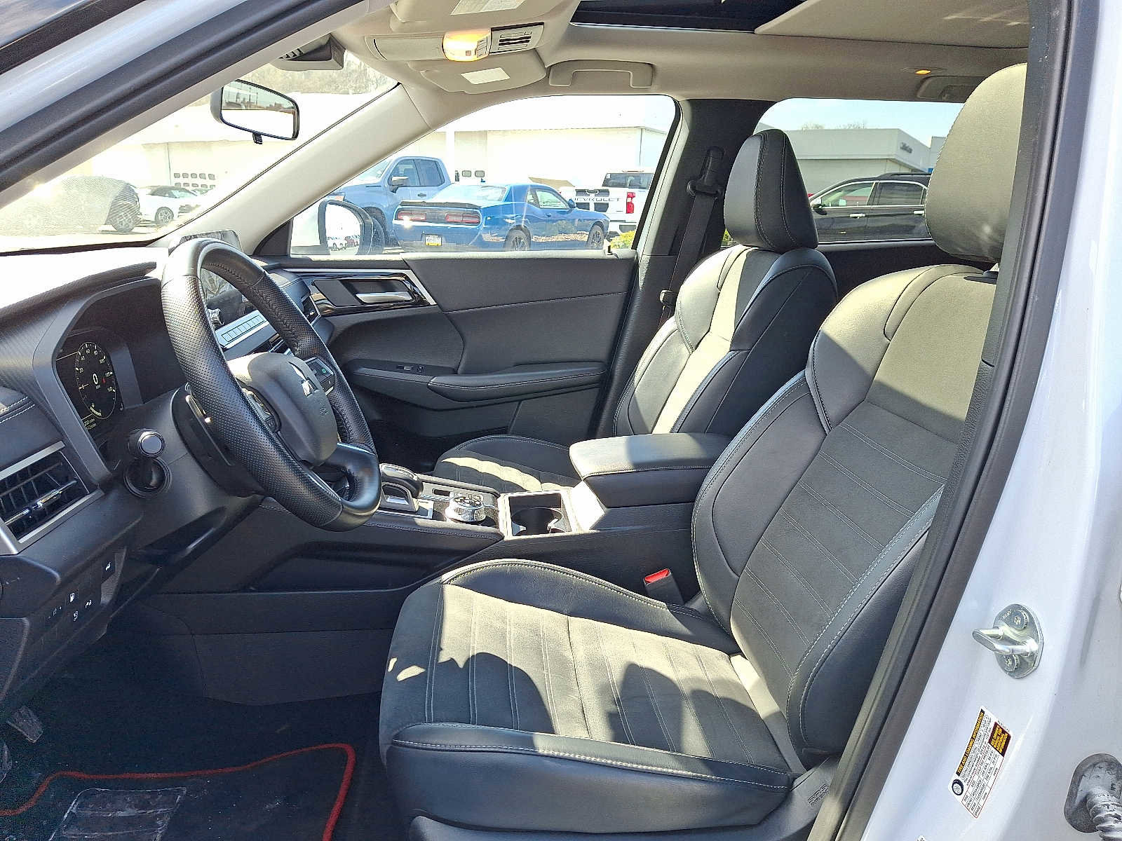 Used 2024 Mitsubishi Outlander Ralliart AWD/4WD image 13