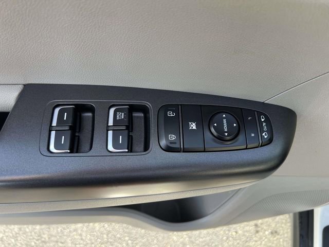 Used 2021 Kia Sportage LX w/ LX AWD Popular Package image 13