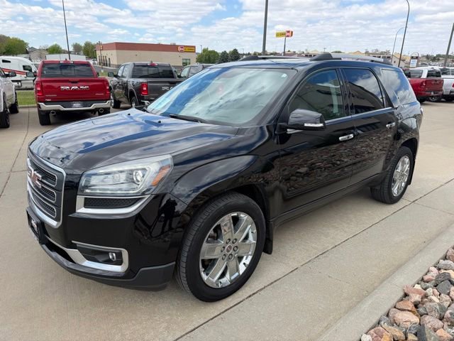 Used 2017 GMC Acadia Limited SLT AWD/4WD image 3