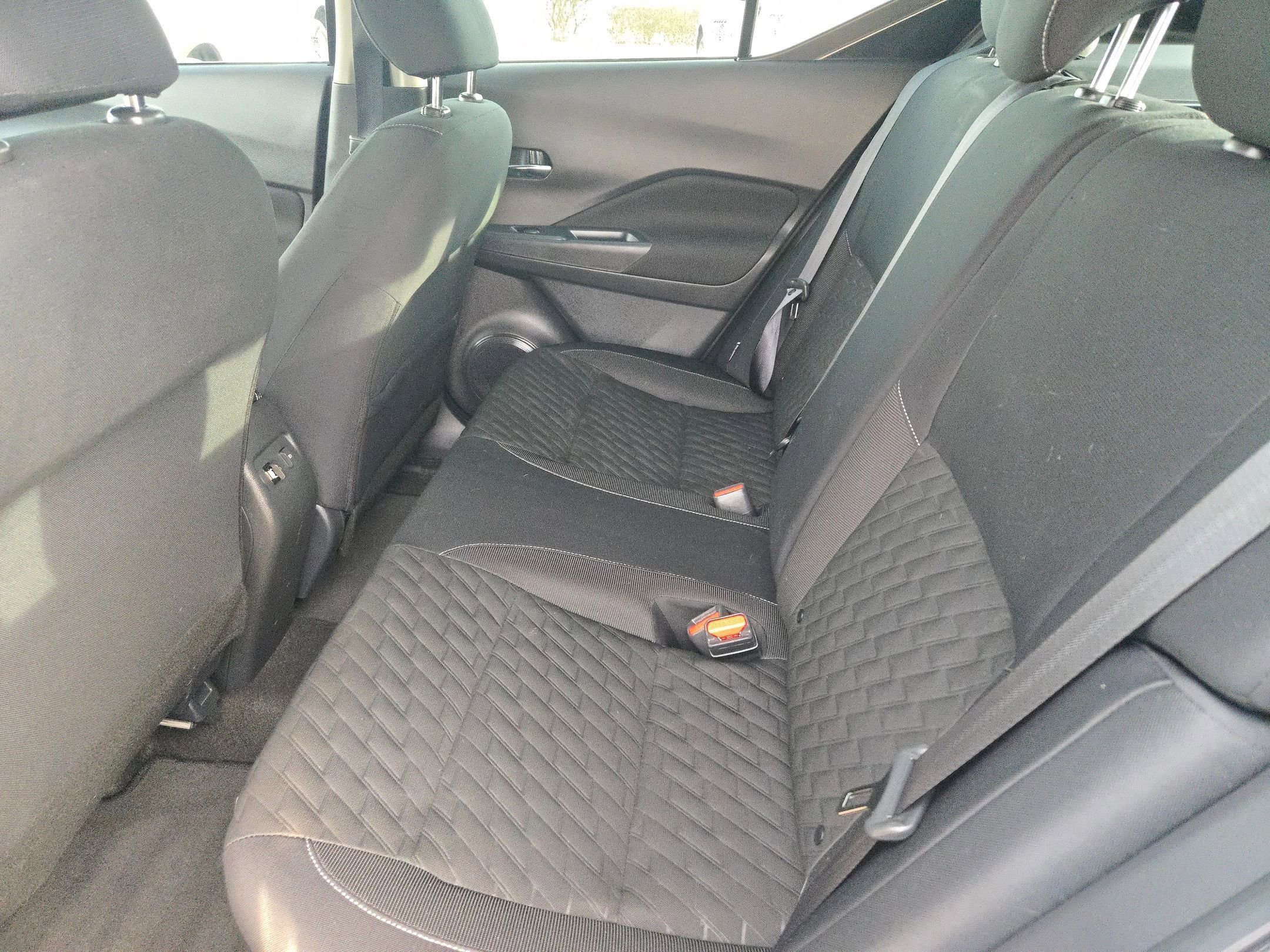 Used 2023 Nissan Kicks SV image 13