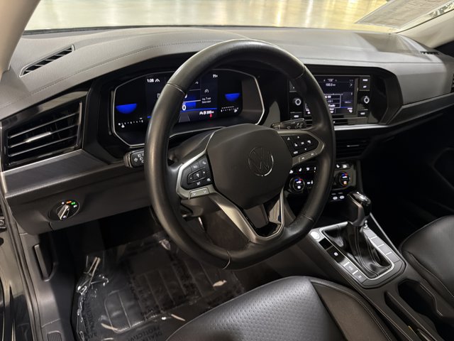 Certified 2024 Volkswagen Jetta SE FWD image 14