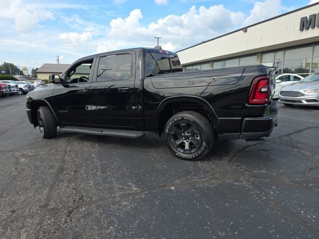 Used 2025 RAM 1500 Big Horn AWD/4WD image 4