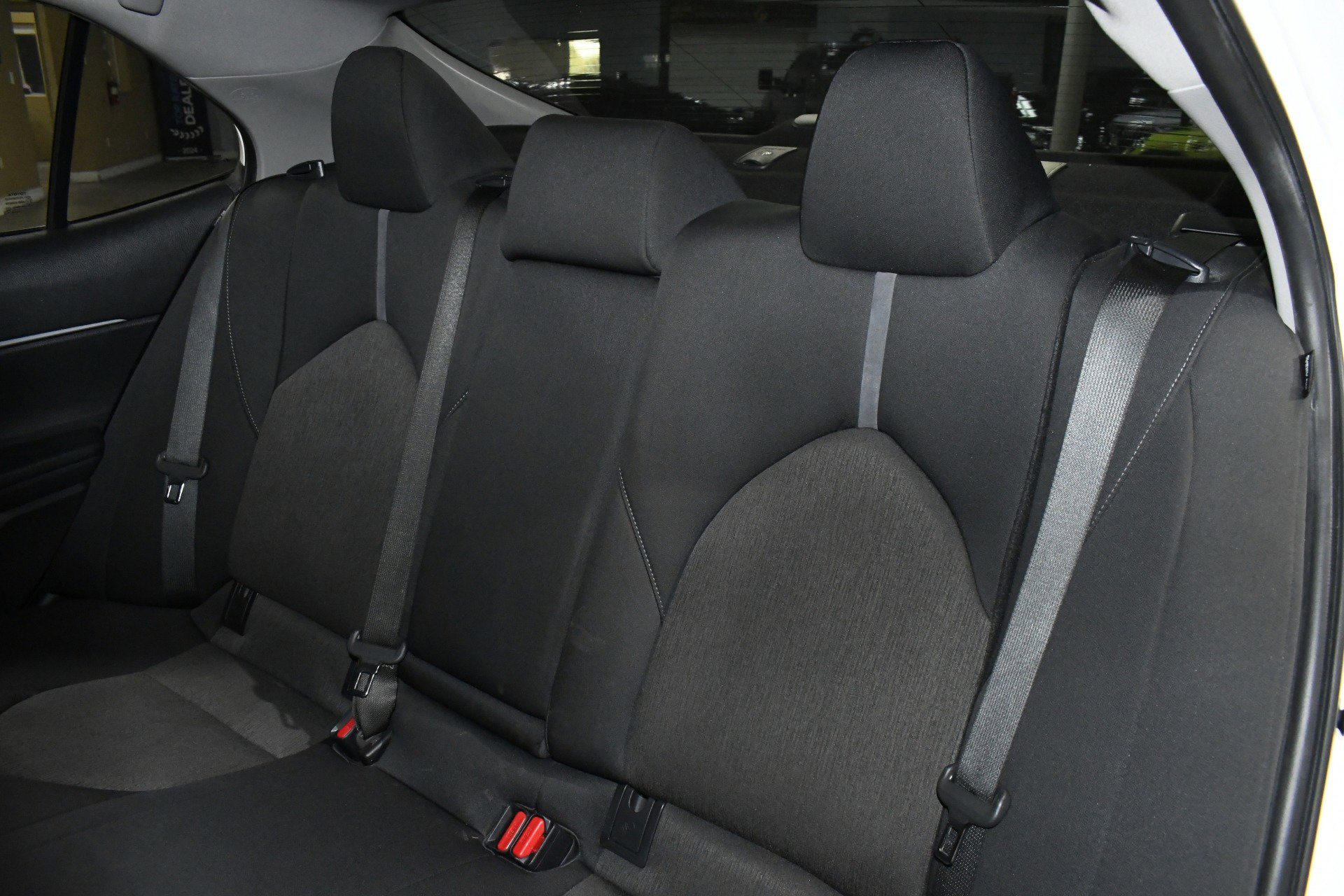 Used 2021 Toyota Camry LE image 17