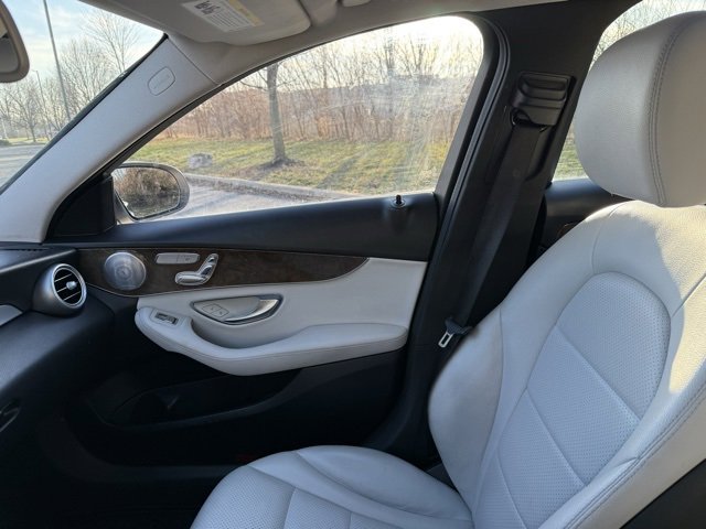 Used 2016 Mercedes-Benz C 300 Sedan w/ Multimedia Package image 25