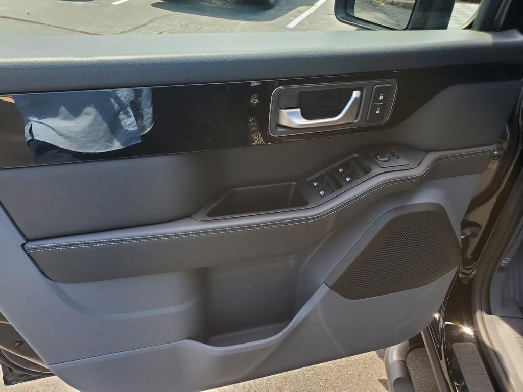Used 2025 INEOS Grenadier AWD/4WD image 16