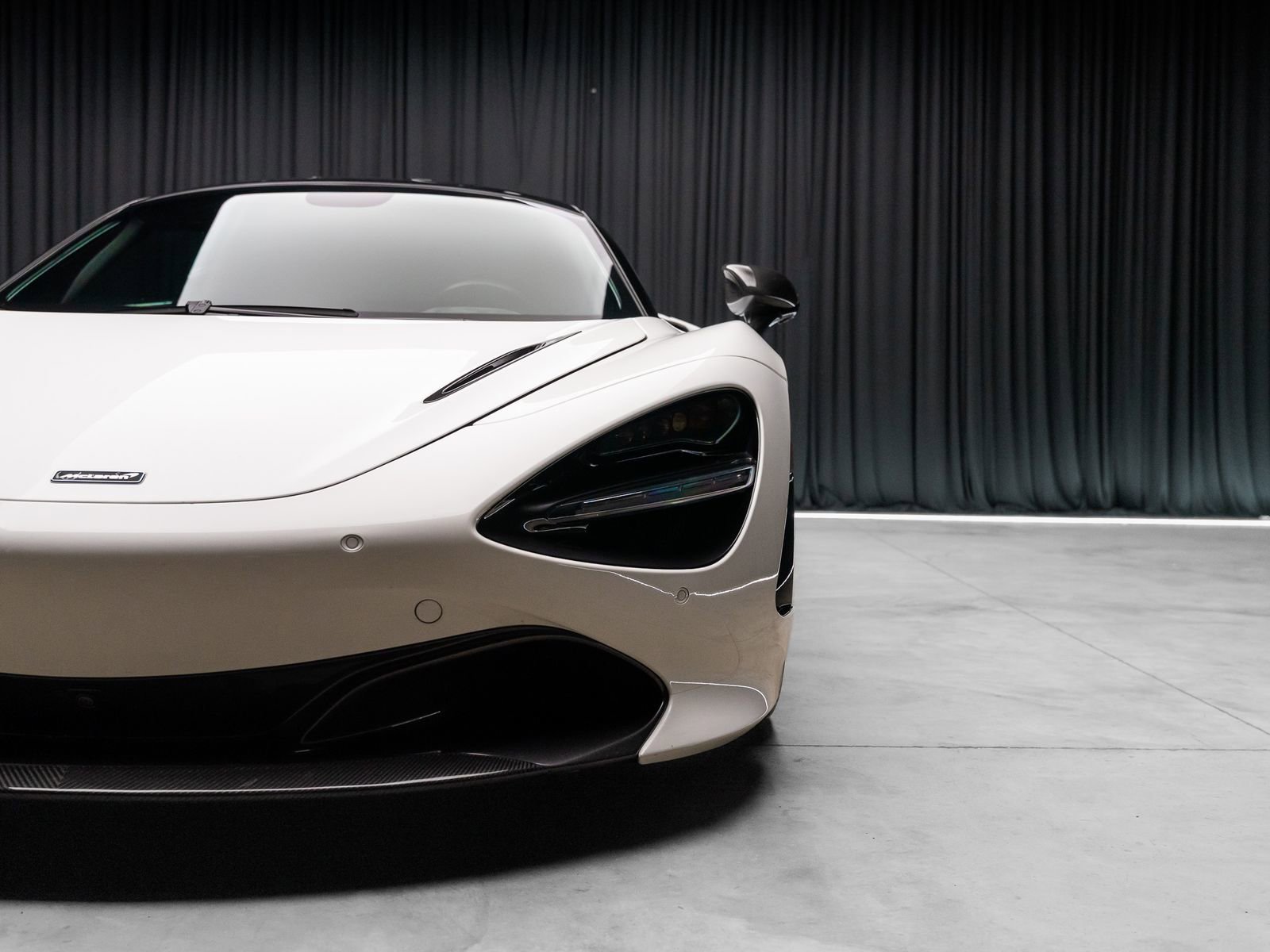 Used 2019 McLaren 720S Performance RWD image 22