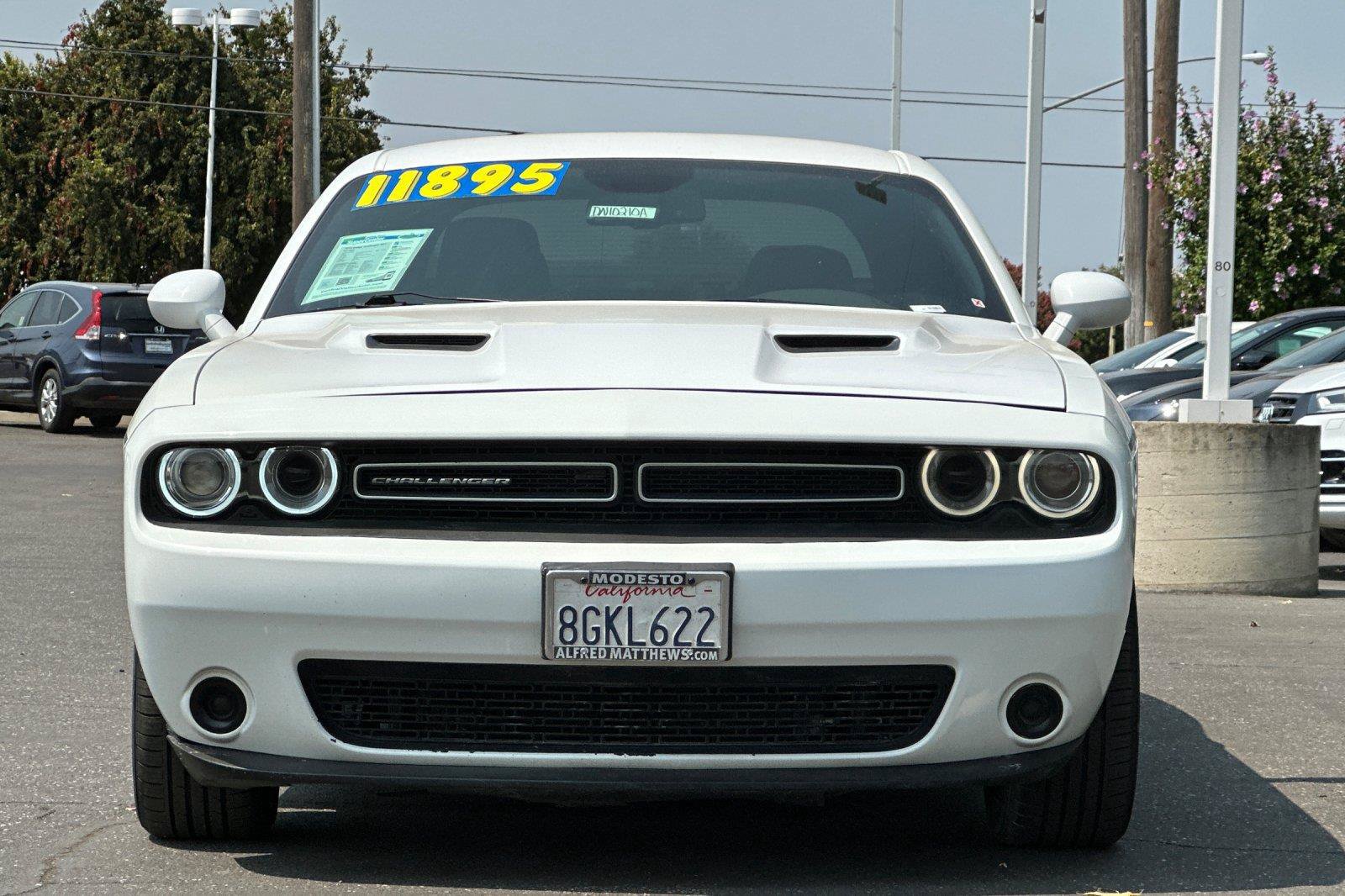 Used 2018 Dodge Challenger SXT RWD image 9