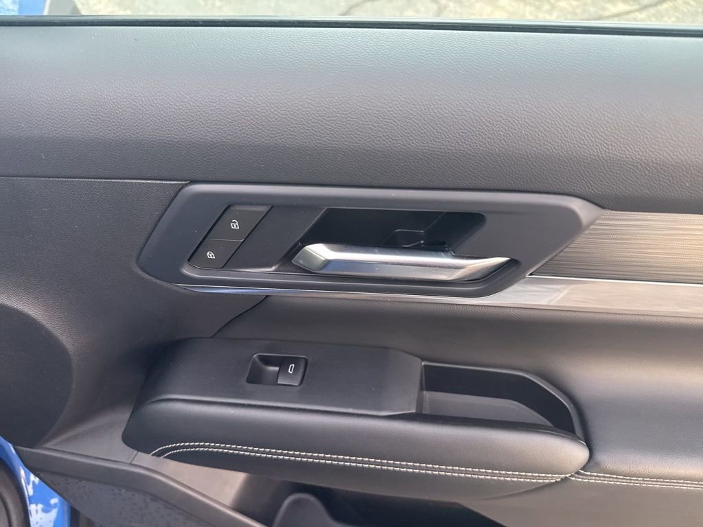 Certified 2025 GMC Terrain Elevation image 48