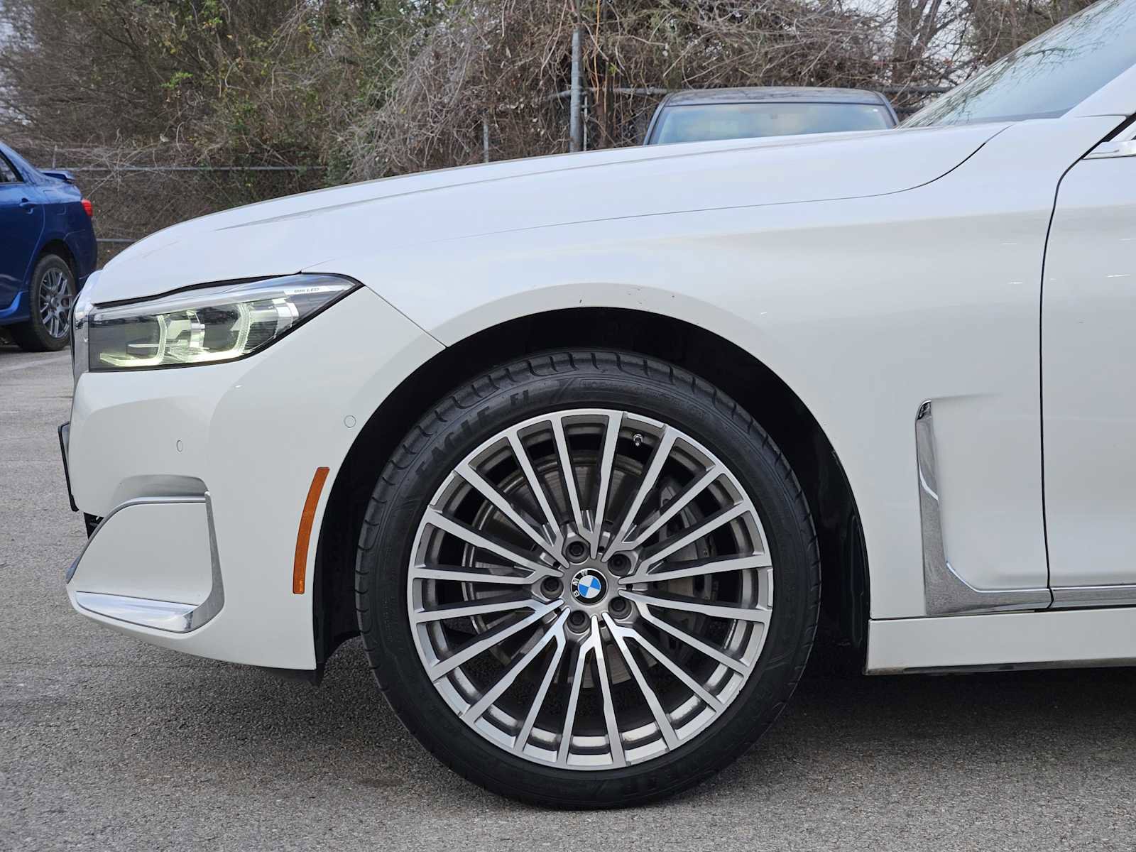 Used 2020 BMW 740i w/ Premium Package image 8