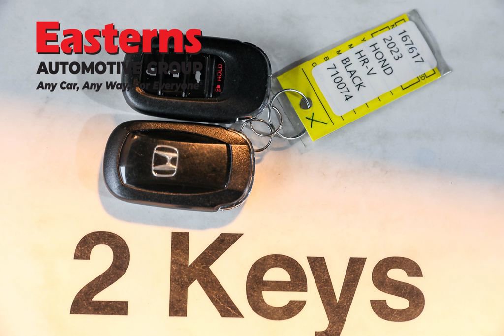 Used 2023 Honda HR-V LX image 24