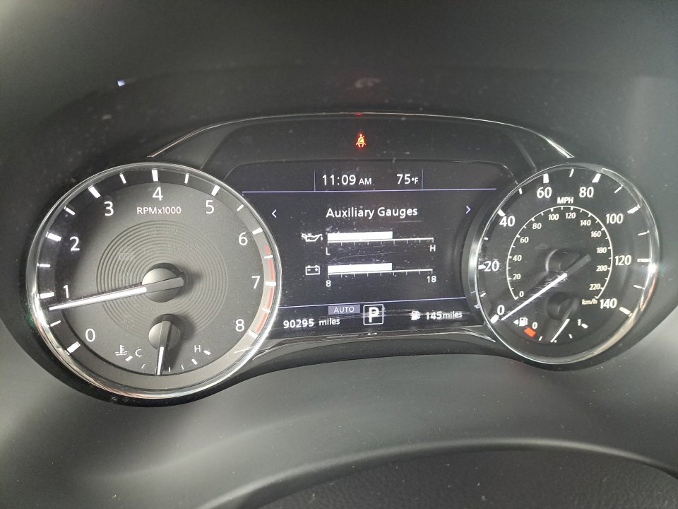 Used 2021 INFINITI QX80 Luxe w/ Cargo Package AWD/4WD image 32