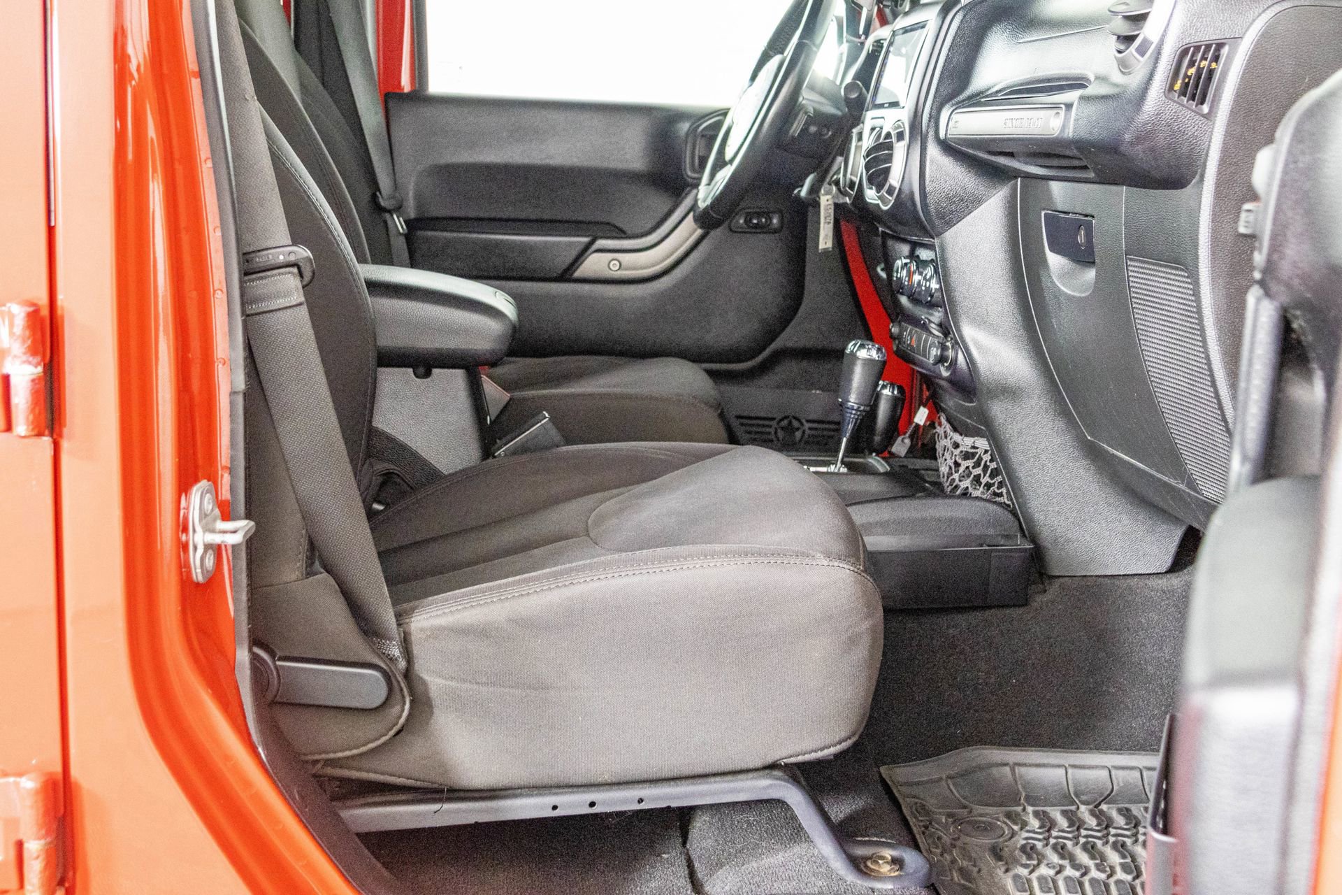 Used 2014 Jeep Wrangler Unlimited Sport w/ Quick Order Package 24S image 40