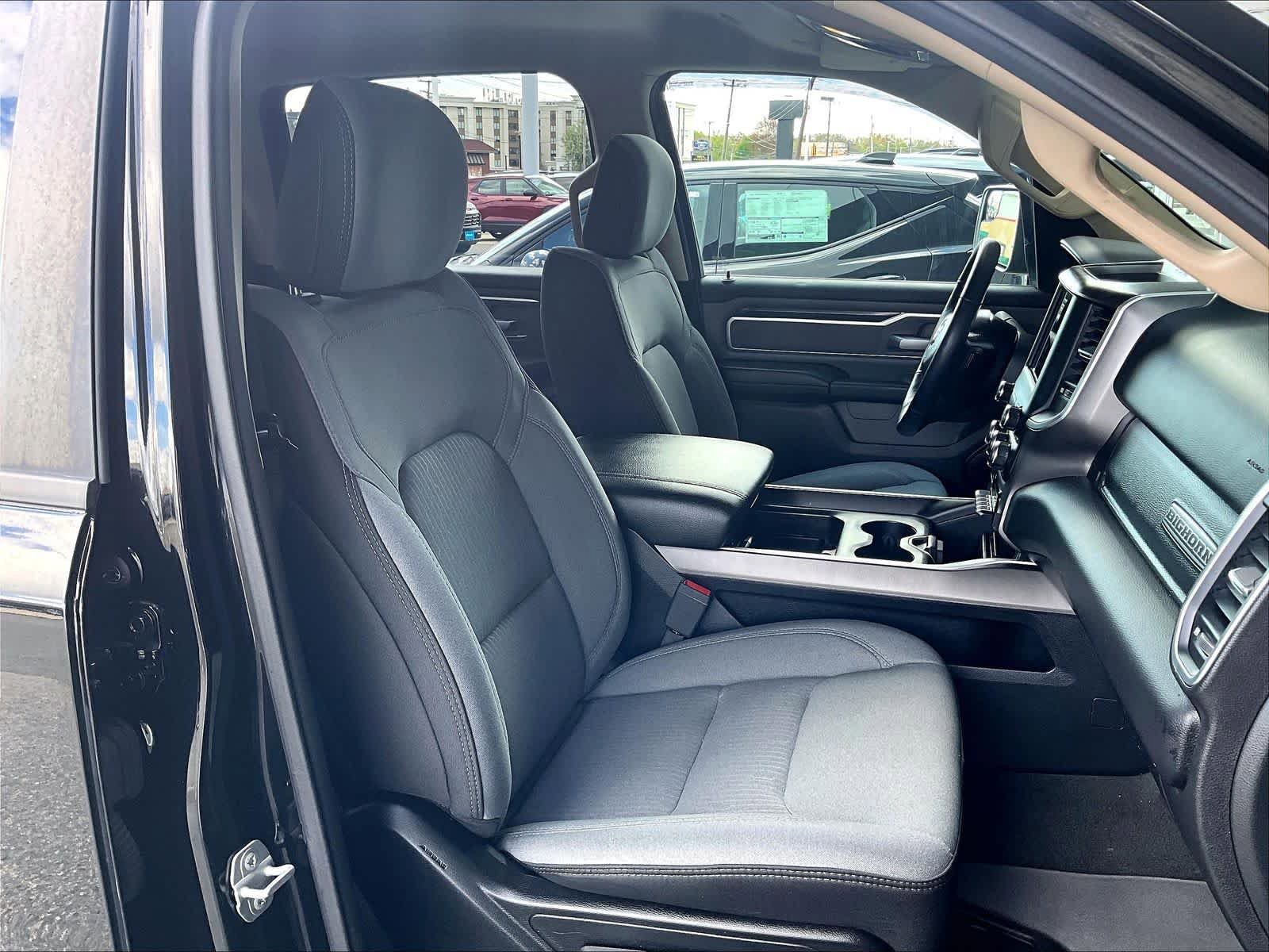 Used 2020 RAM 1500 Big Horn AWD/4WD image 11