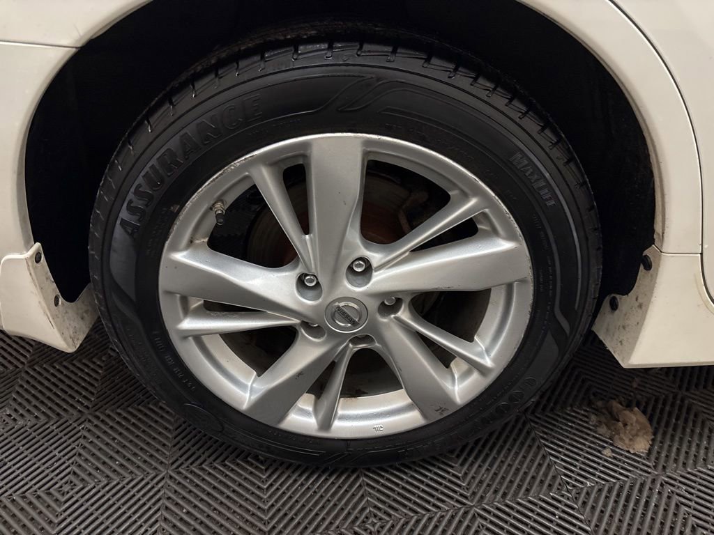 Used 2015 Nissan Altima 2.5 SL w/ Moonroof Package image 28