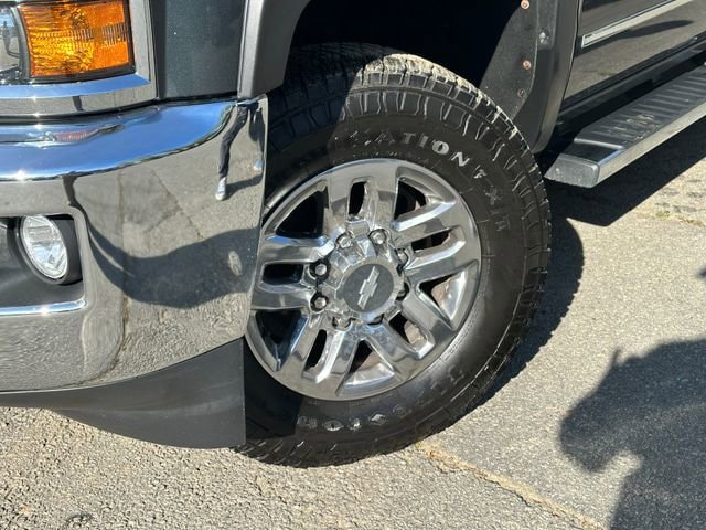 Used 2017 Chevrolet Silverado 3500 LTZ w/ Duramax Plus Package AWD/4WD image 10
