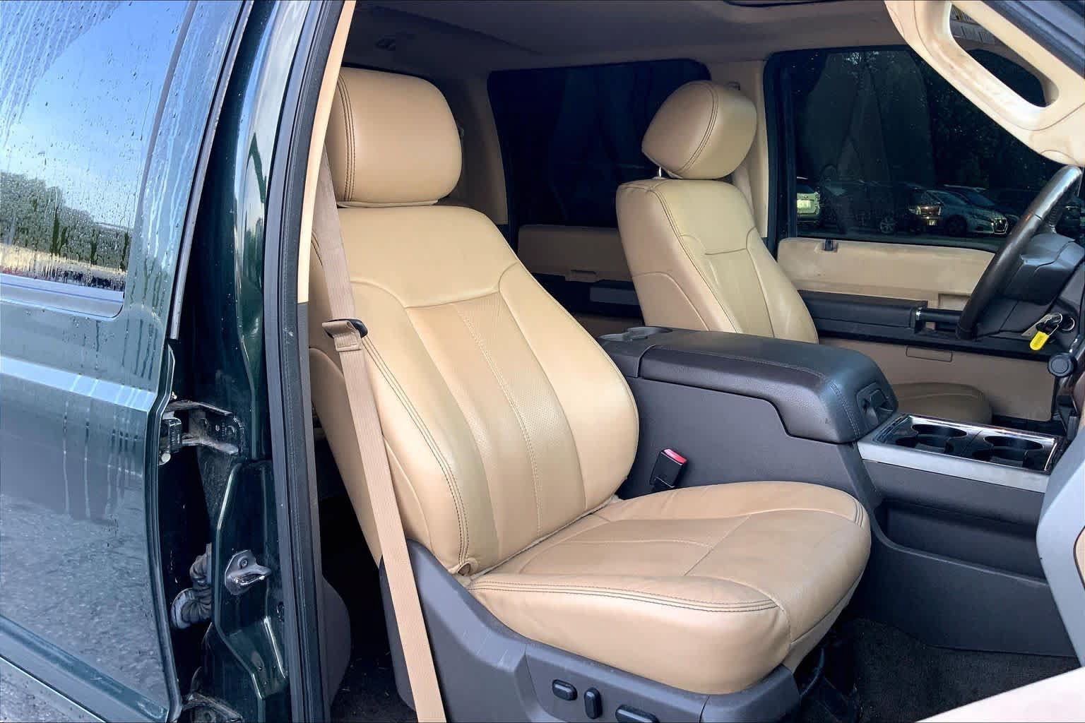 Used 2013 Ford F250 Lariat w/ Lariat Ultimate Pkg AWD/4WD image 8