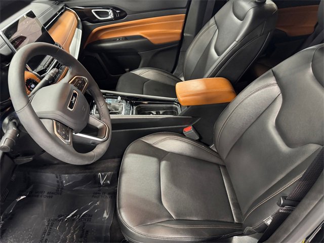 Used 2024 Jeep Compass Limited image 9