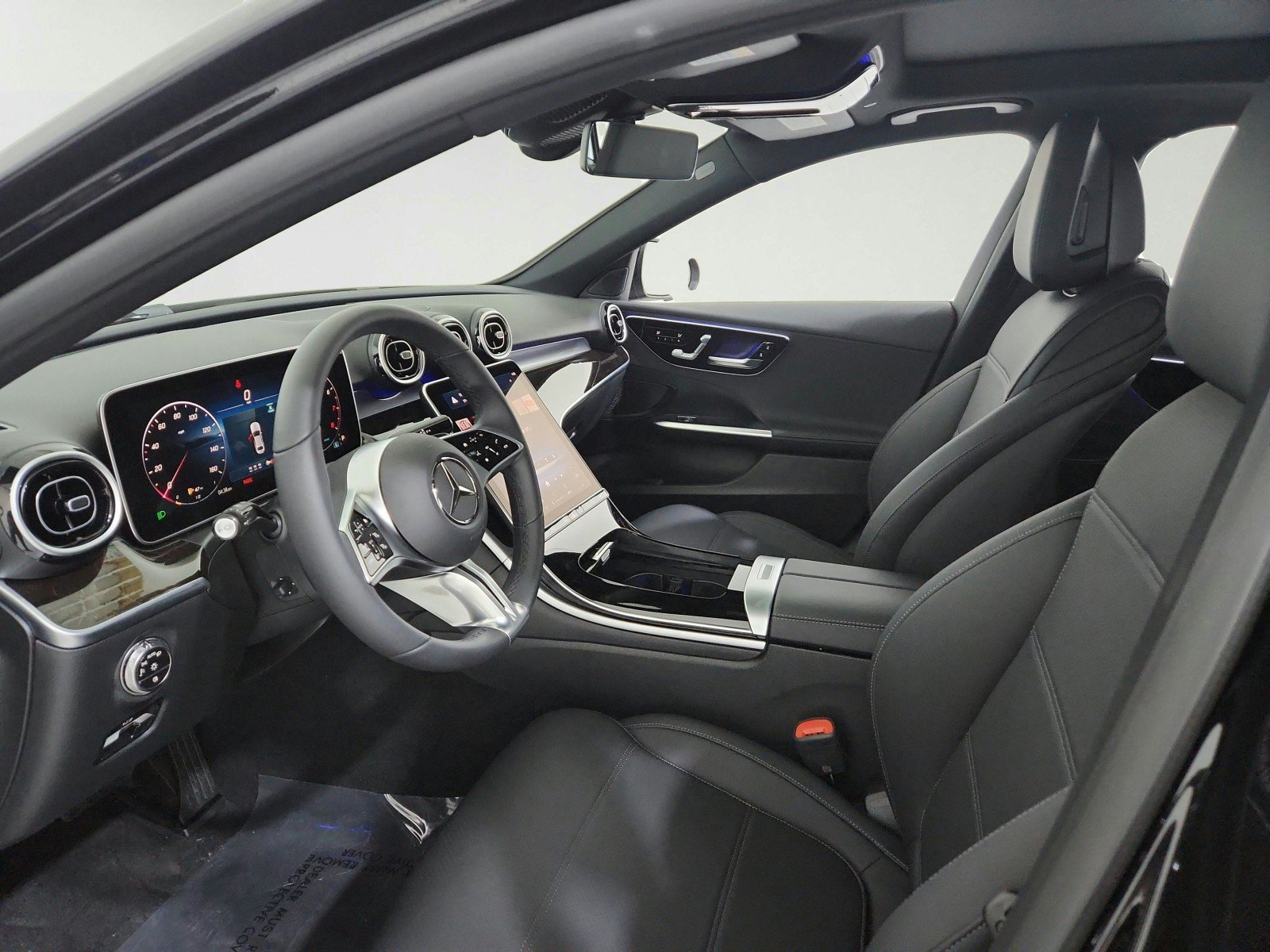 Used 2025 Mercedes-Benz C 300 Sedan image 16