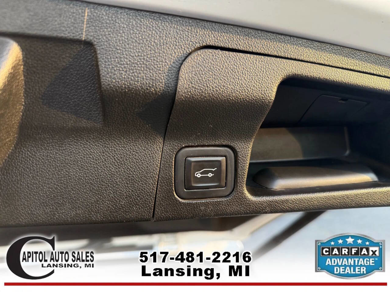 Used 2021 GMC Acadia SLE w/ Driver Convenience Package image 19