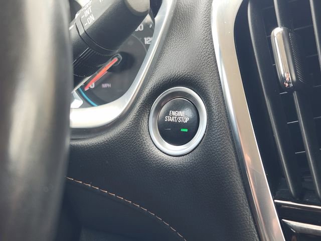 Used 2021 Chevrolet Traverse RS w/ LPO, Floor Liner Package FWD image 8