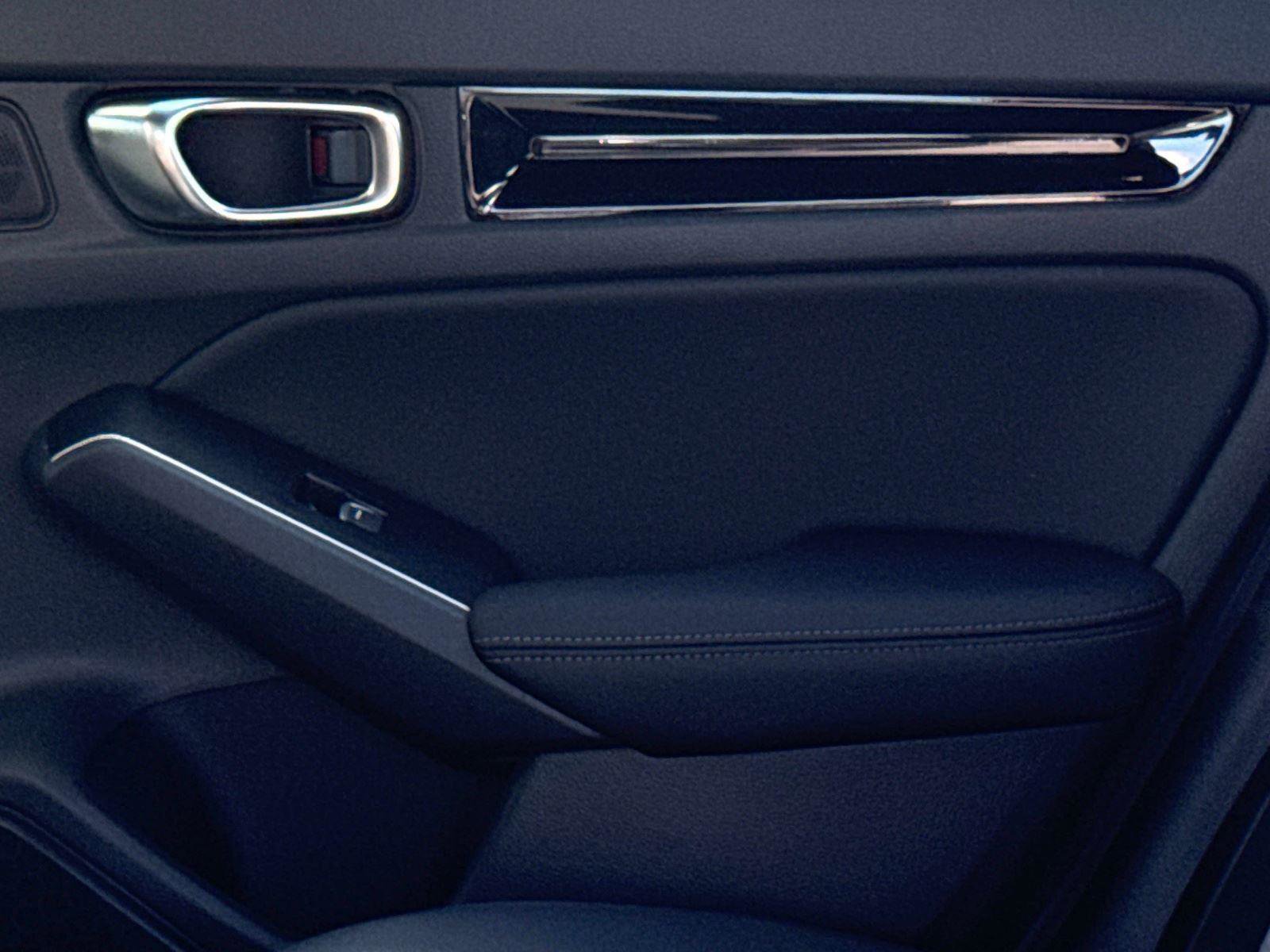 Certified 2025 Honda Civic Sport Touring image 14