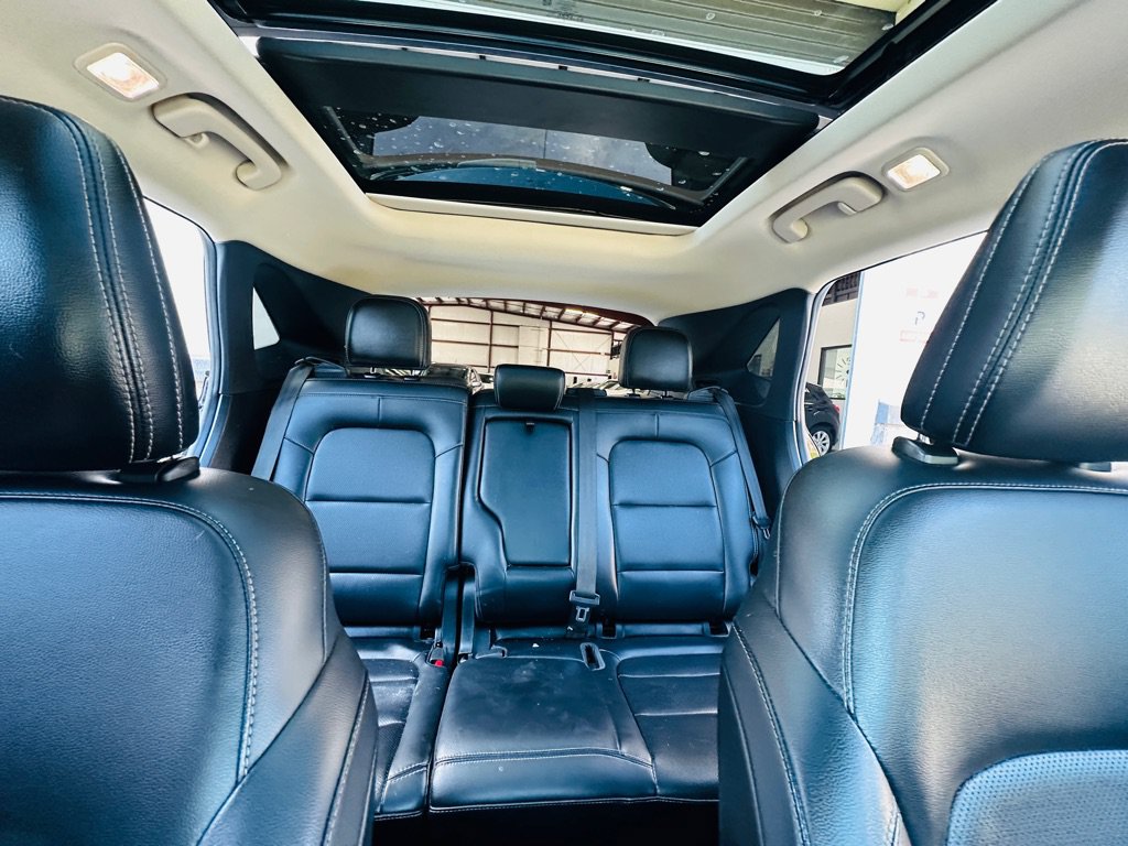 Used 2020 Ford Escape SEL FWD image 29