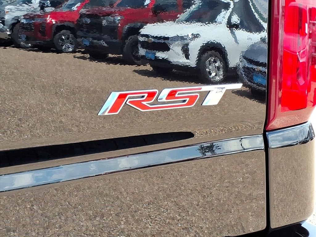 New 2026 Chevrolet Silverado 1500 RST image 16