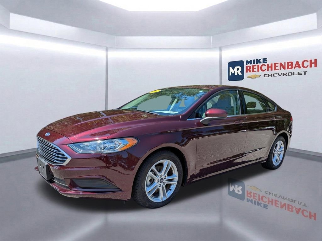 Used 2018 Ford Fusion SE w/ Fusion SE Technology Package FWD image 7
