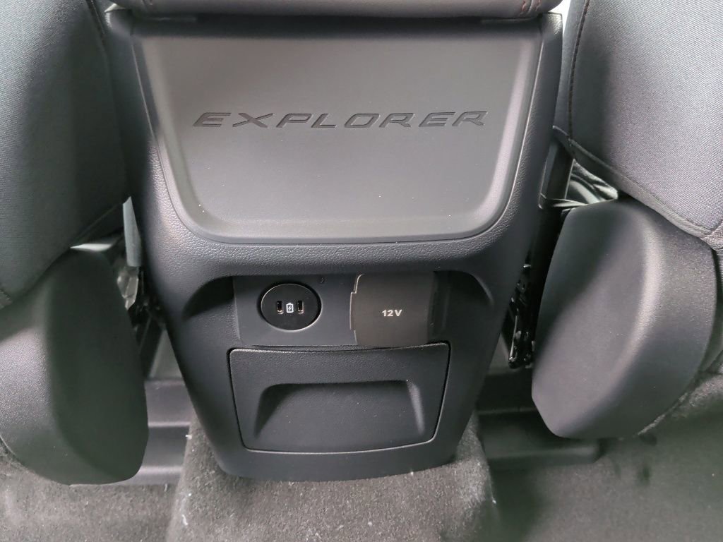 New 2026 Ford Explorer Active RWD image 38