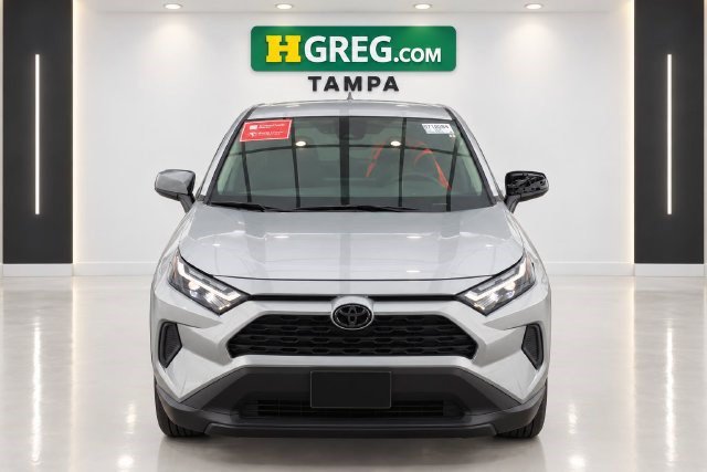 Used 2024 Toyota RAV4 LE FWD image 7
