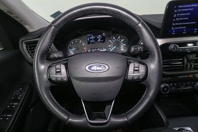 Used 2022 Ford Escape SE w/ Cold Weather Package FWD image 26