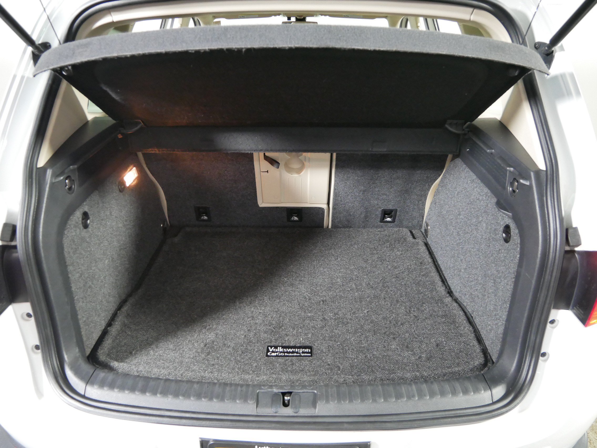 Used 2016 Volkswagen Tiguan SE AWD/4WD image 18